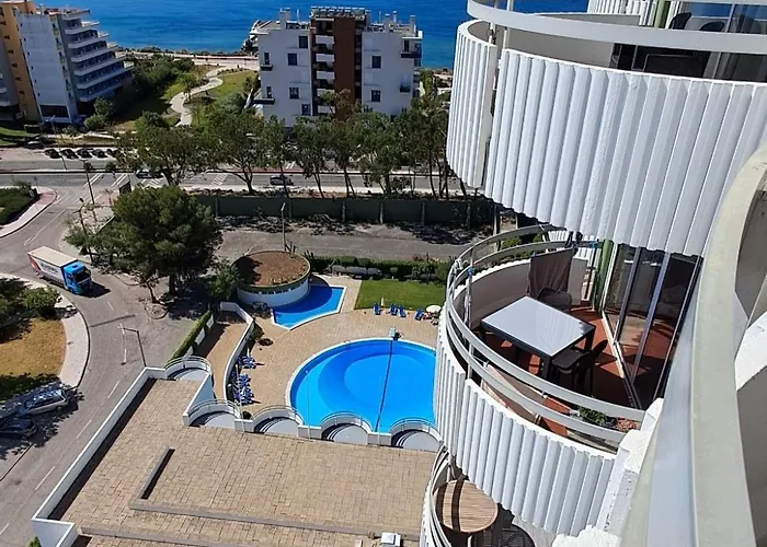 Welkomeinn Ocean View Портиман